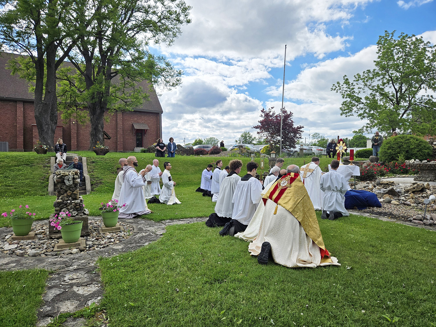 First week of eucharistic pilgrimage includes blessings by land, air and water