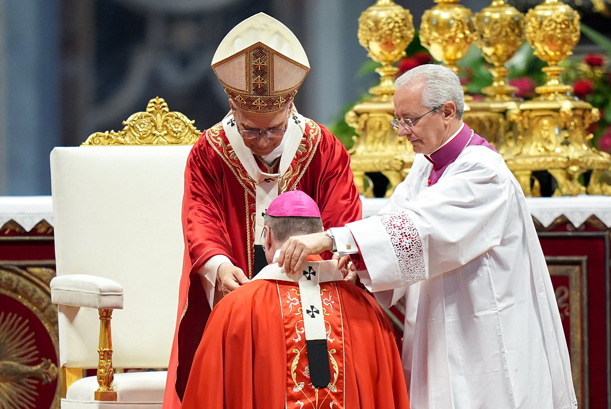 Pope: Archbishops must promote unity, seek new ways to share Gospel