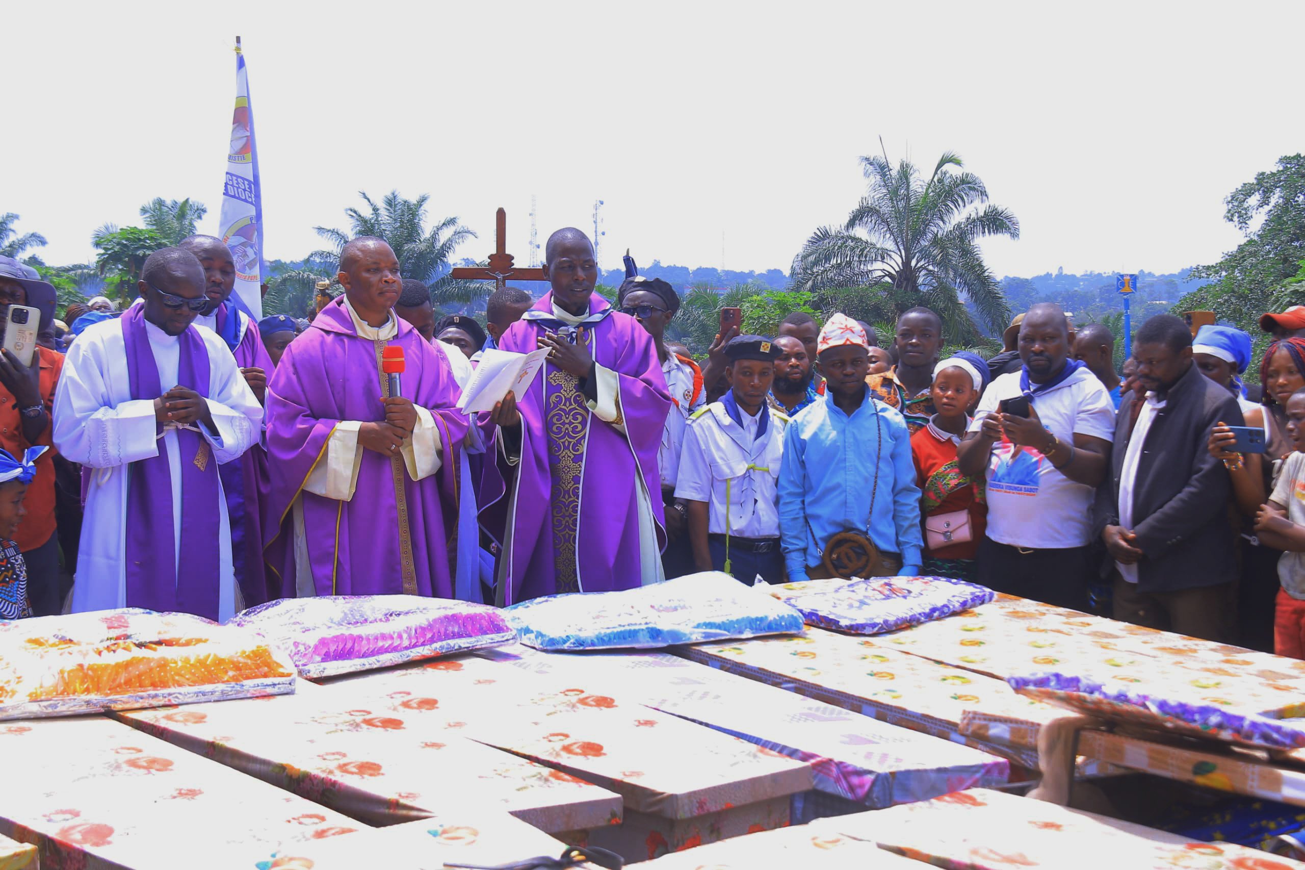 Massacre ‘of faithful in the house of God’ in Congolese Catholic church leaves 43 dead