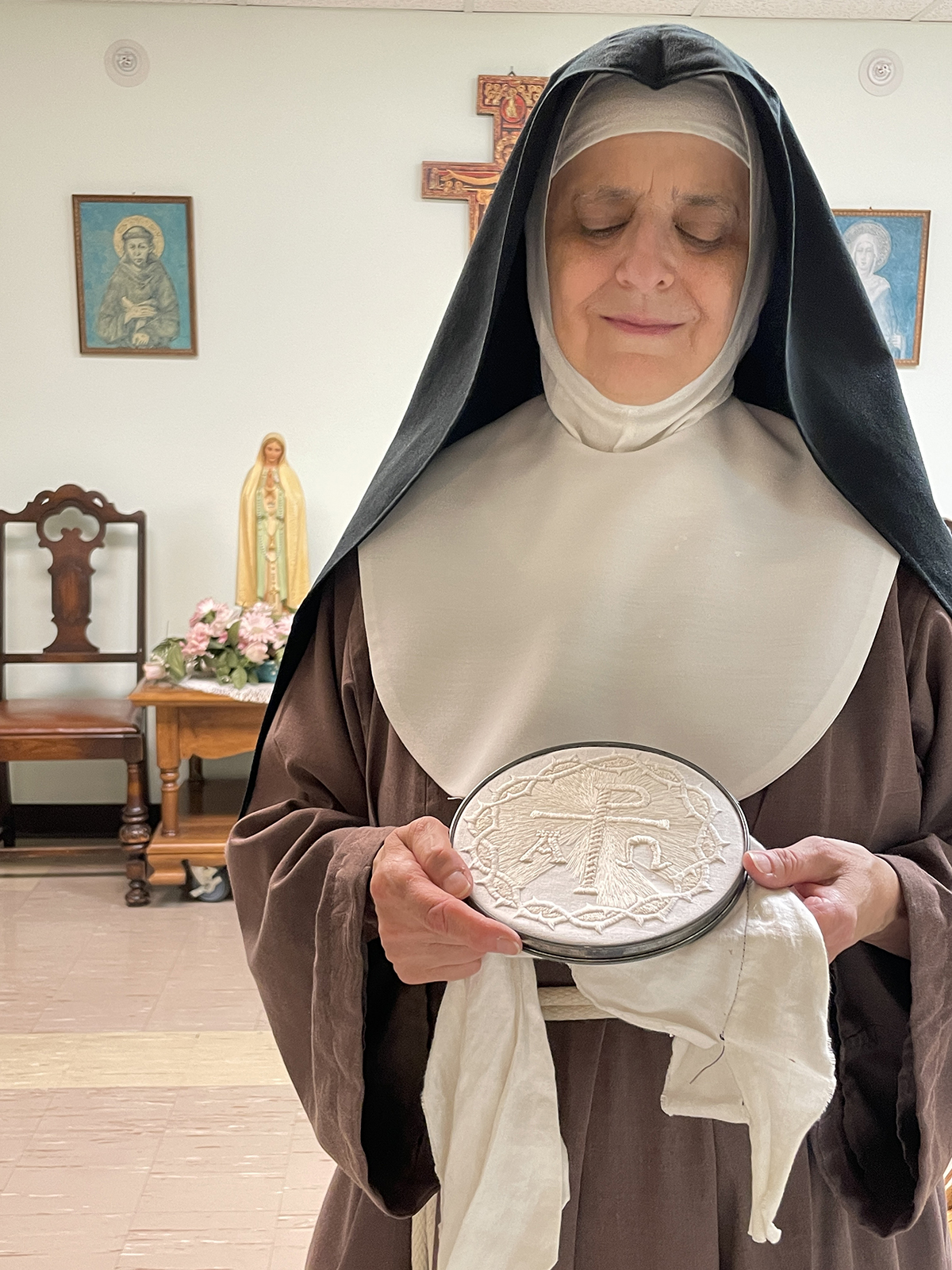 Stitching for the Savior: Liturgical embroidery practice connects Poor Clares to U.S. foundress