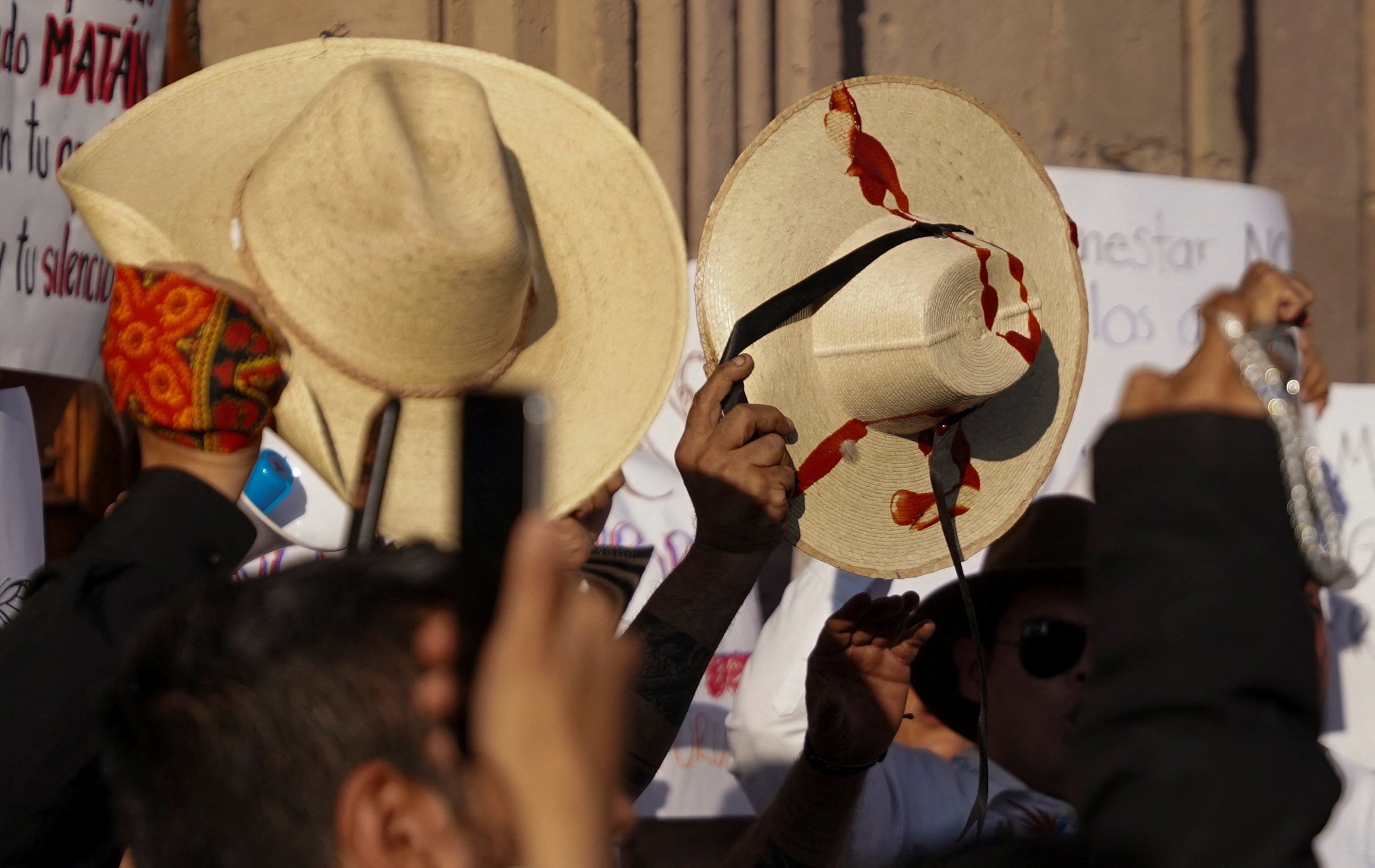 Mexican Catholics push ahead with peace efforts as violence plagues country