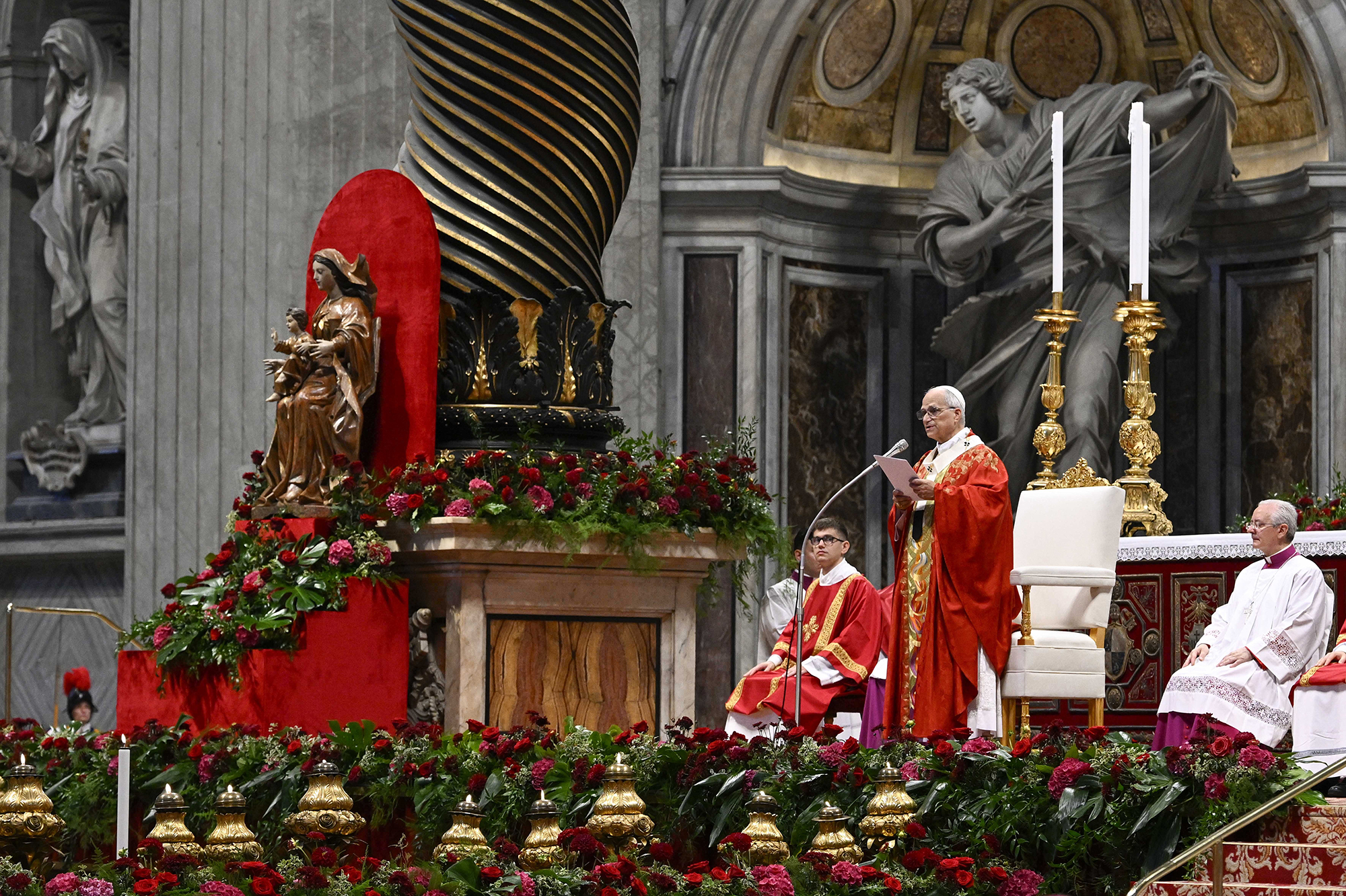 Pope: Archbishops are called to build unity in diversity, serve the truth in charity