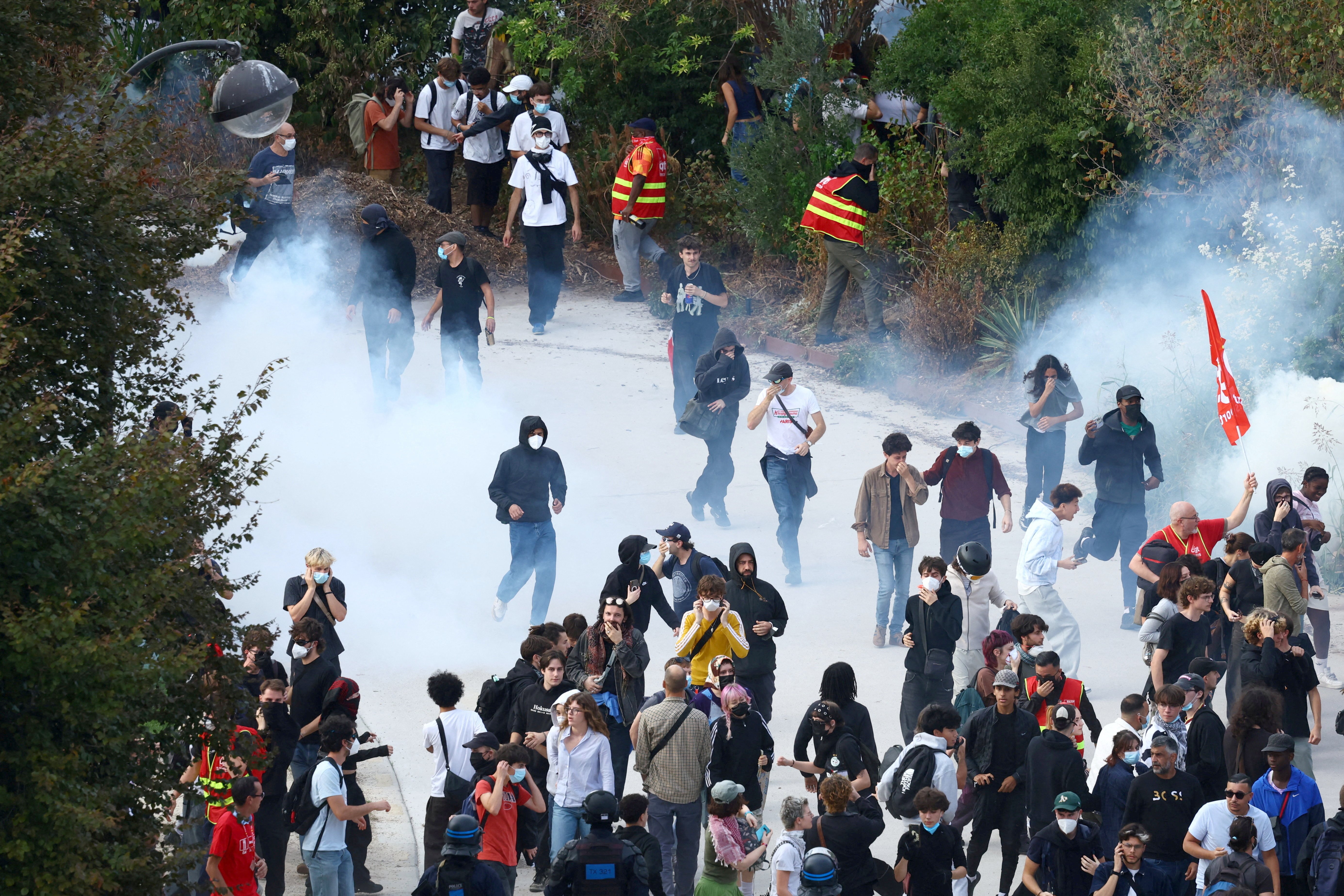 Nation and world briefs for Oct. 12