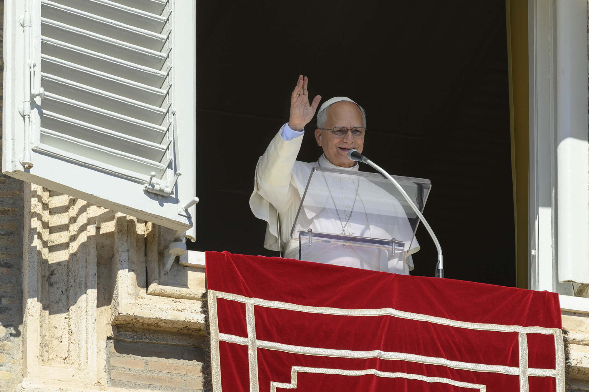 Pope Leo XIV’s surgery revealed lung cancer, Vatican says